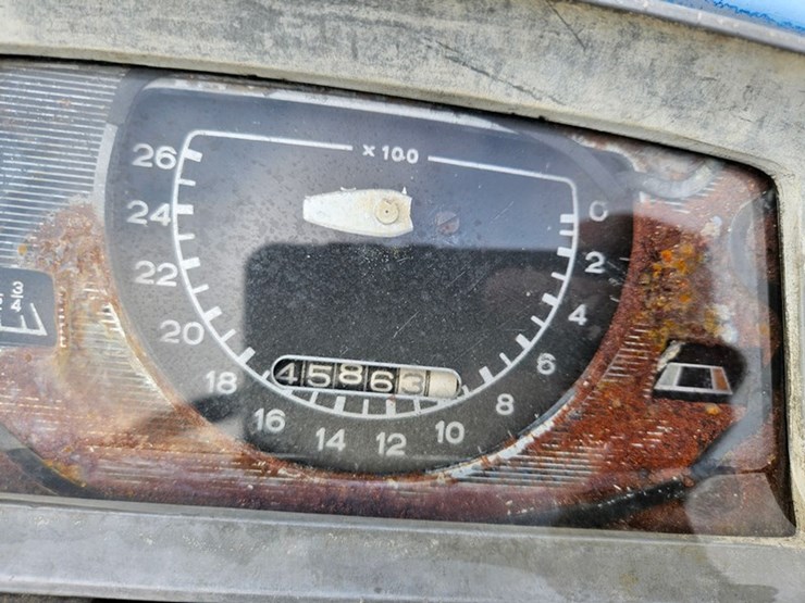 ford-5000-image-31