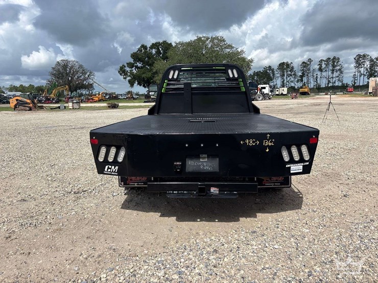 2019-ford-f550-image-28