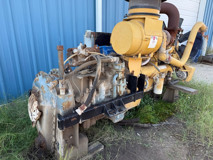 caterpillar-c15-image-10