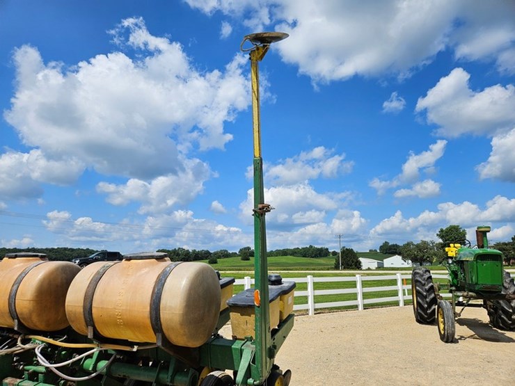john-deere-7000-image-20