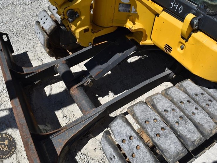 komatsu-pc45mr-5-image-25