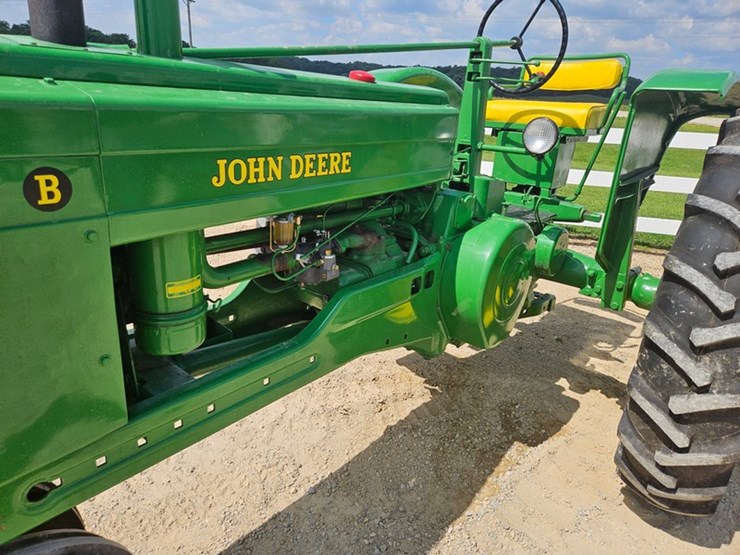john-deere-b-image-14
