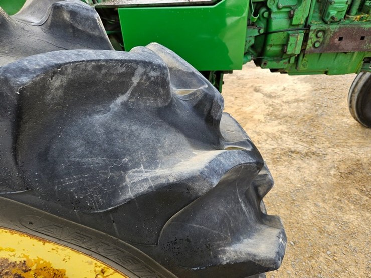 john-deere-4020-image-42