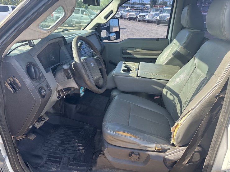 2015-ford-f350-image-5