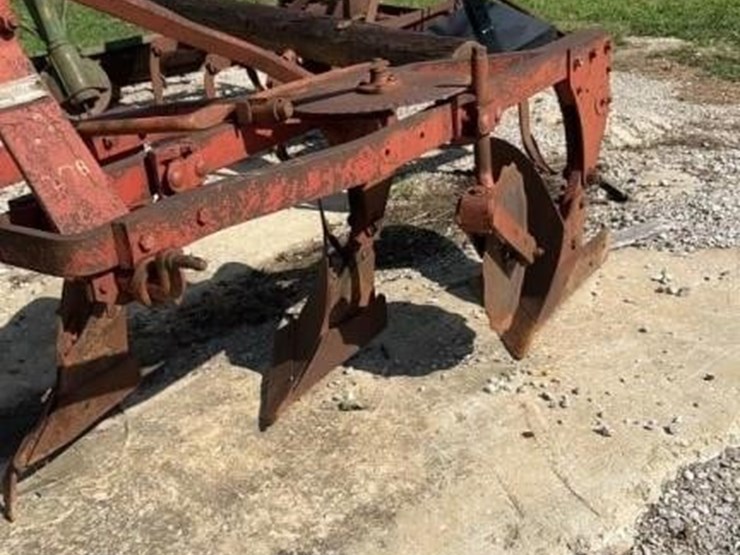 massey-ferguson-74-image-1