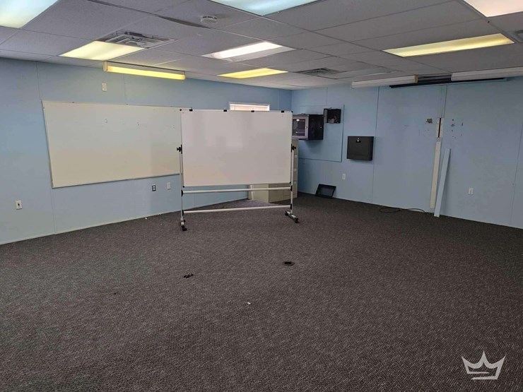 2002-southeast-modular-mfg-37x24-modular-building-doublewide-manufactured-office-image-12