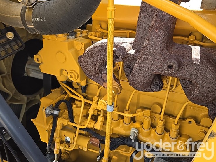 2014-deere-310k-ep-image-45
