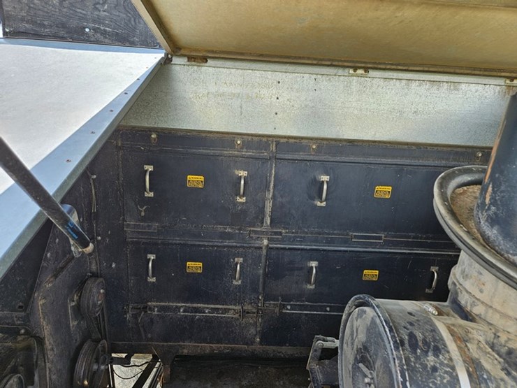gleaner-r60-image-43