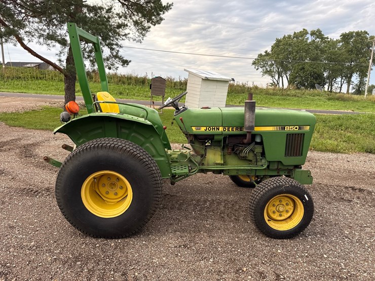 john-deere-850-image-6