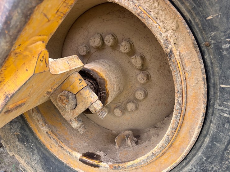 deere-1812c-image-13