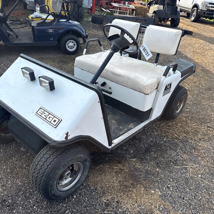 #757 • EZ-GO Gas Golf Cart