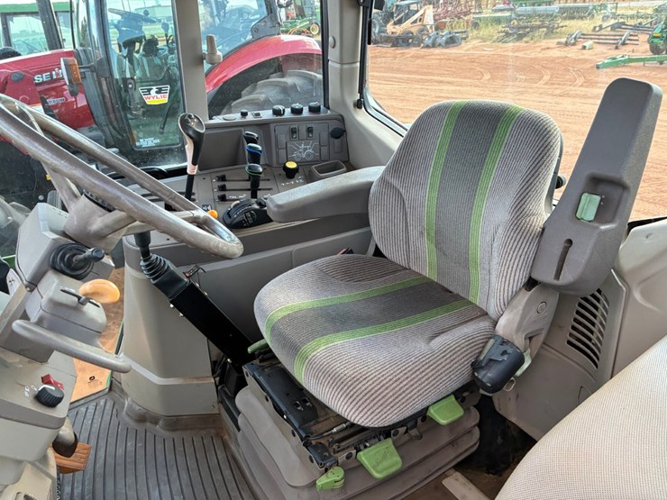 2010-john-deere-6430-image-14