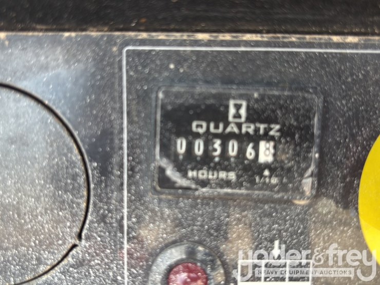 2021-jlg-es3246-image-23