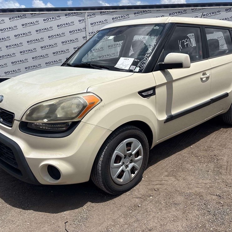 2013 KIA SOUL