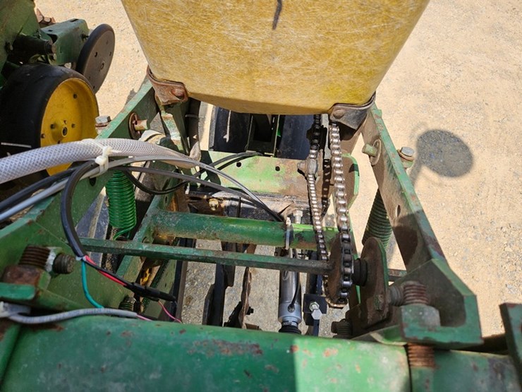 john-deere-7000-image-29