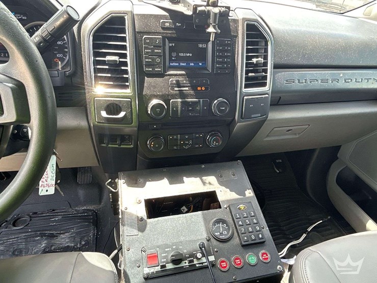 2017-ford-f550-image-45