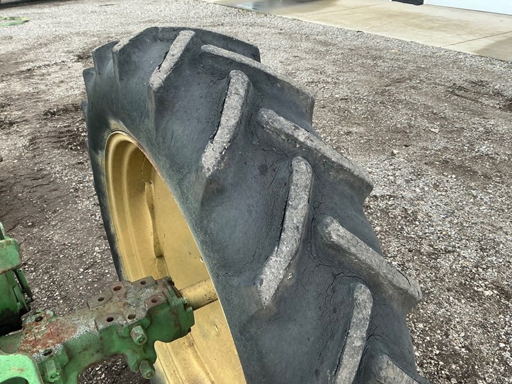 1953-john-deere-40-image-19