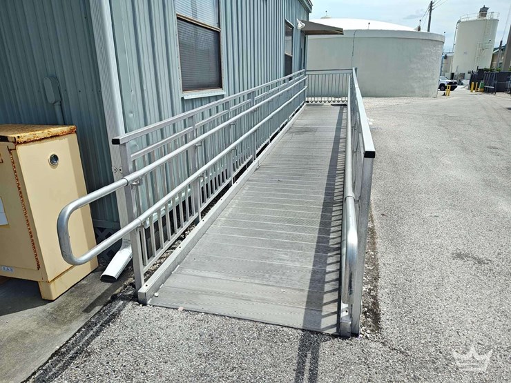 2002-southeast-modular-mfg-37x24-modular-building-doublewide-manufactured-office-image-9