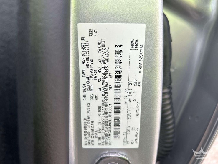 2020-ford-escape-image-5