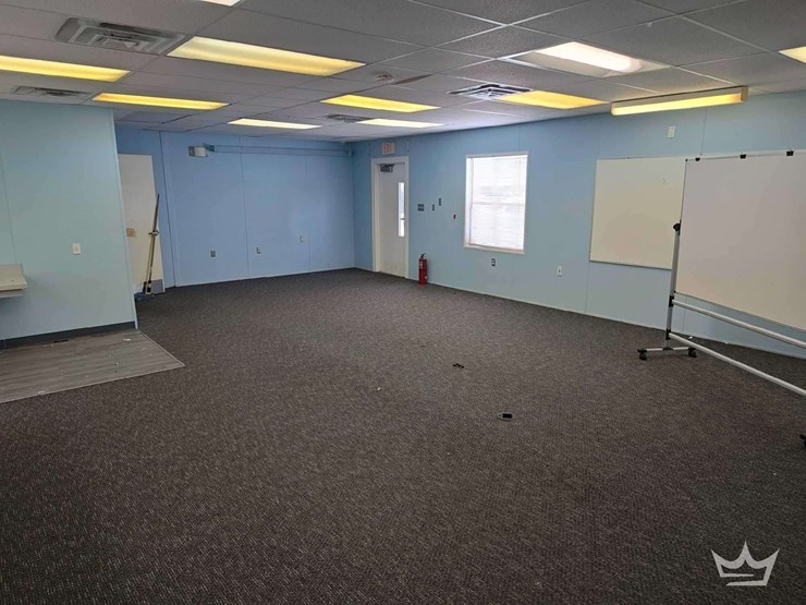 2002-southeast-modular-mfg-37x24-modular-building-doublewide-manufactured-office-image-51