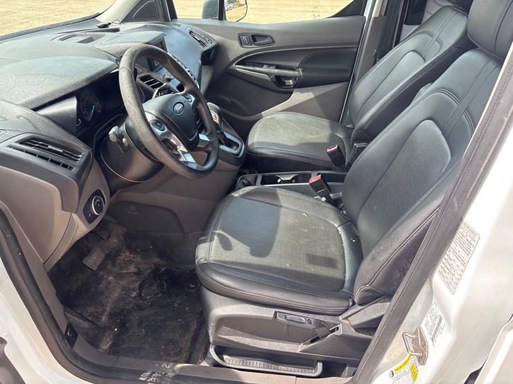 2021-ford-transit-connect-image-7