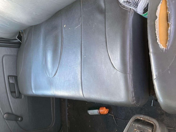 2012-international-durastar-4300-image-42