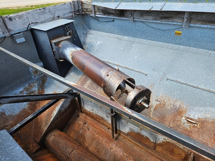 gleaner-r60-image-67