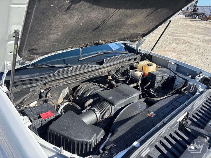 2024-chevrolet-silverado-2500-image-9