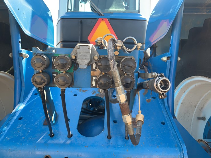 new-holland-9682-image-25