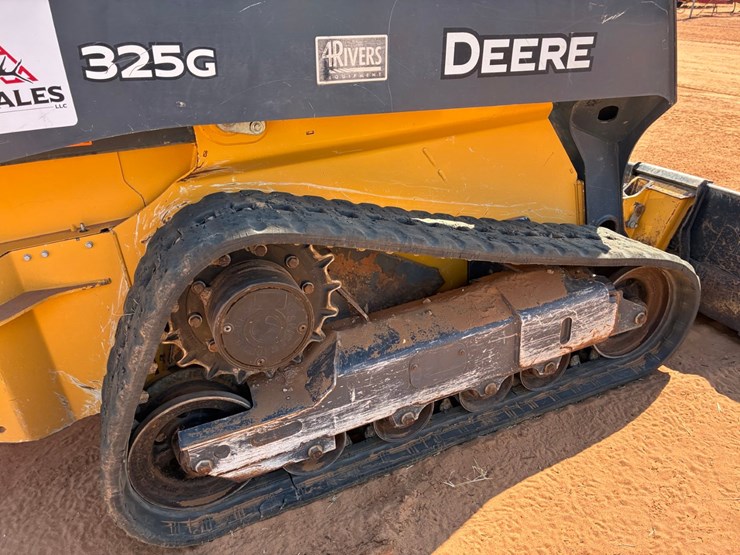 deere-325g-image-7