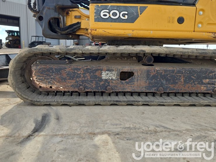 deere-60g-image-10