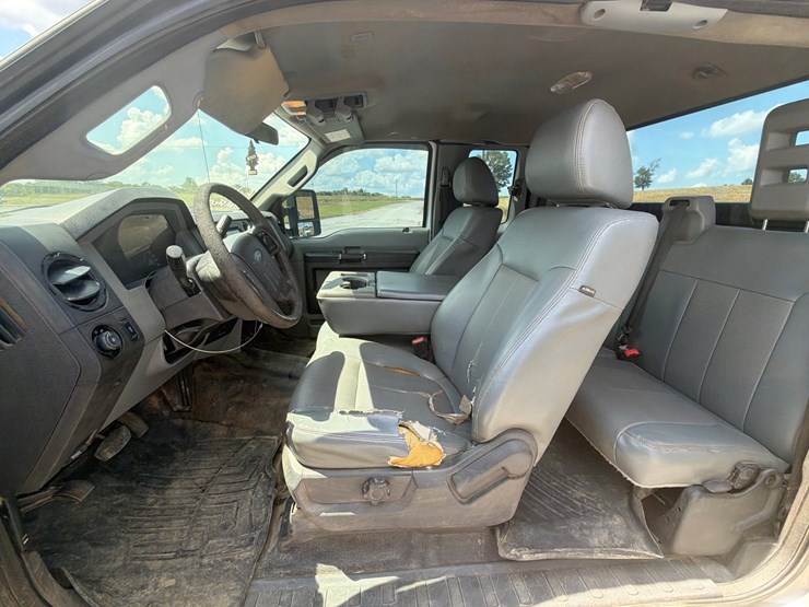 2016-ford-f250-xl-image-13