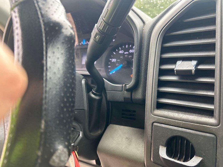 2017-ford-f350-image-18