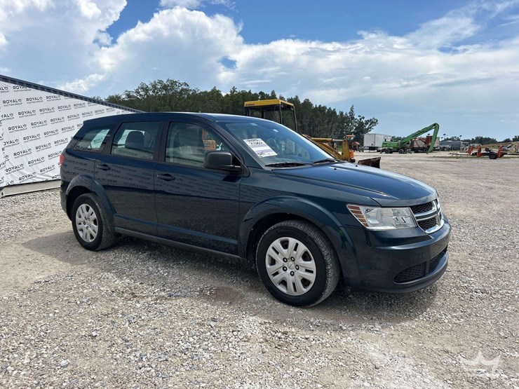 2013-dodge-journey-image-2