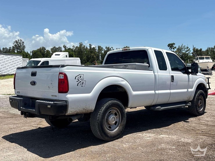 2016-ford-f350-image-3