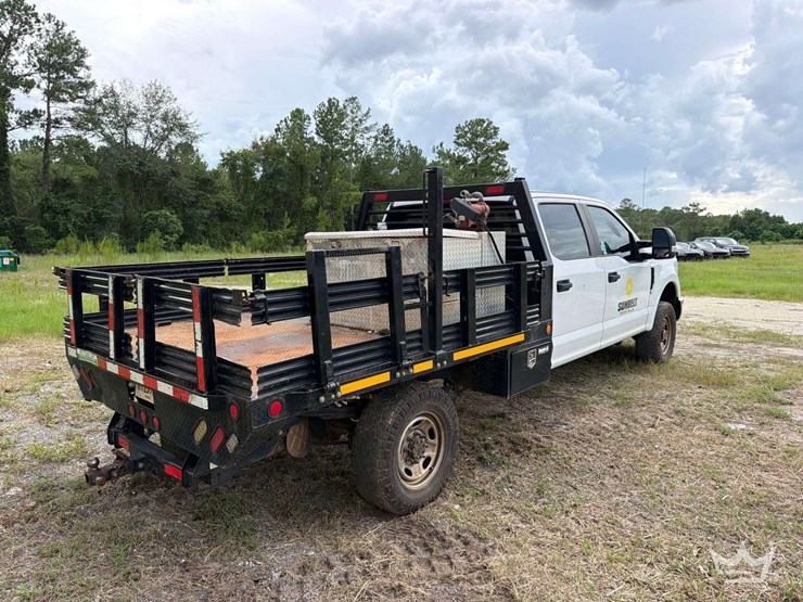 2019-ford-f250-image-3