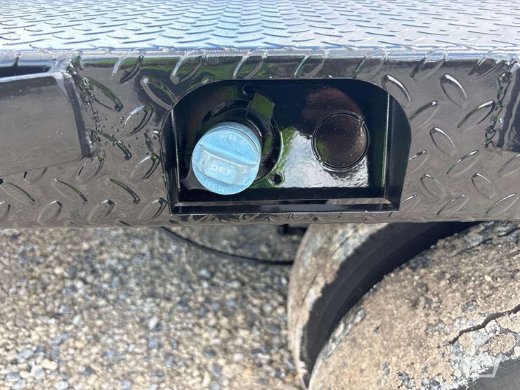 2019-ford-f550-image-19