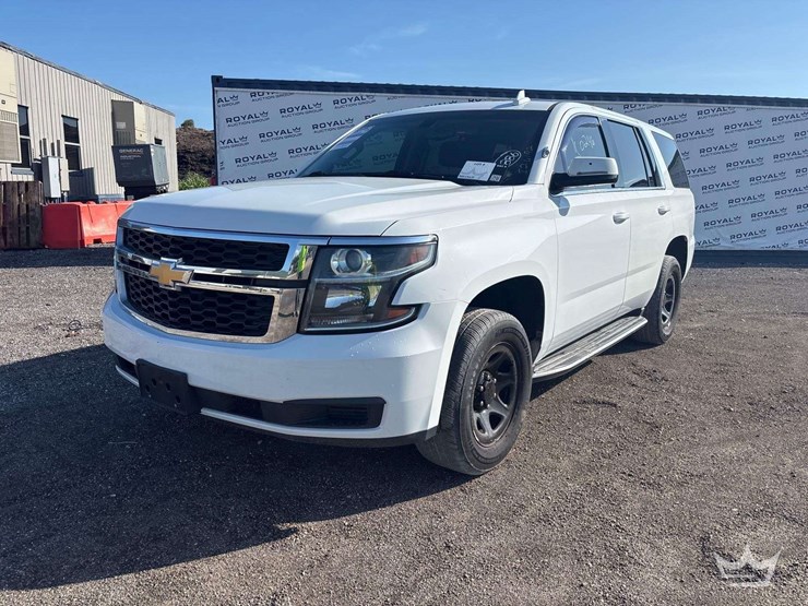2019-chevrolet-tahoe-image-1