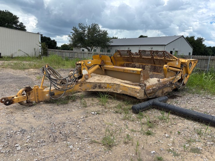 deere-1812c-image-1