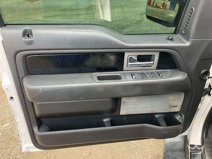 2011-ford-f150-image-12