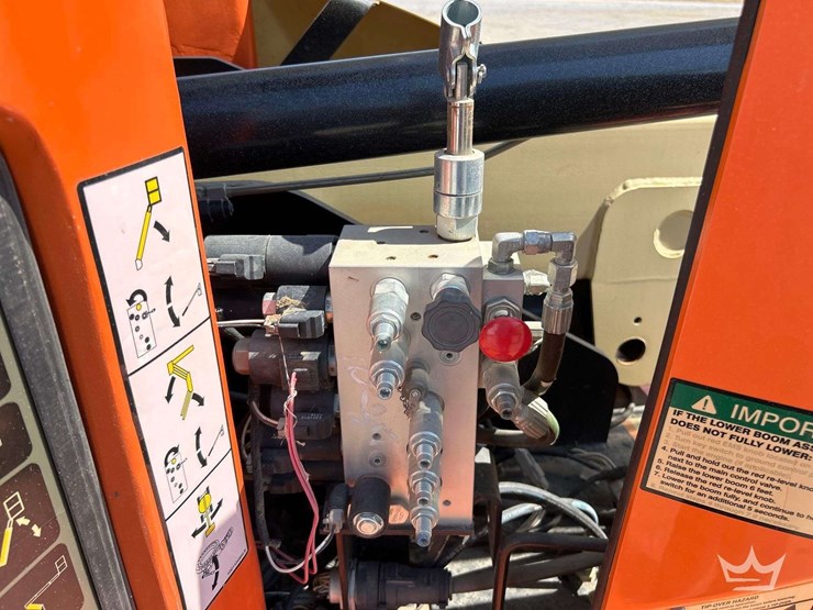 2016-jlg-e450aj-image-7
