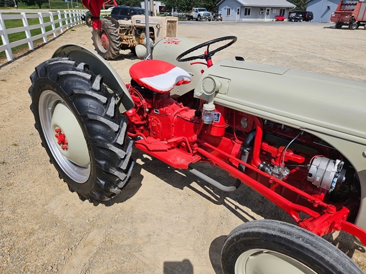 ford-8n-image-74