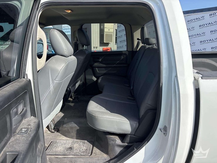 2019-dodge-1500-image-20