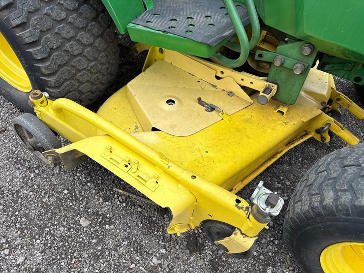 john-deere-670-image-10