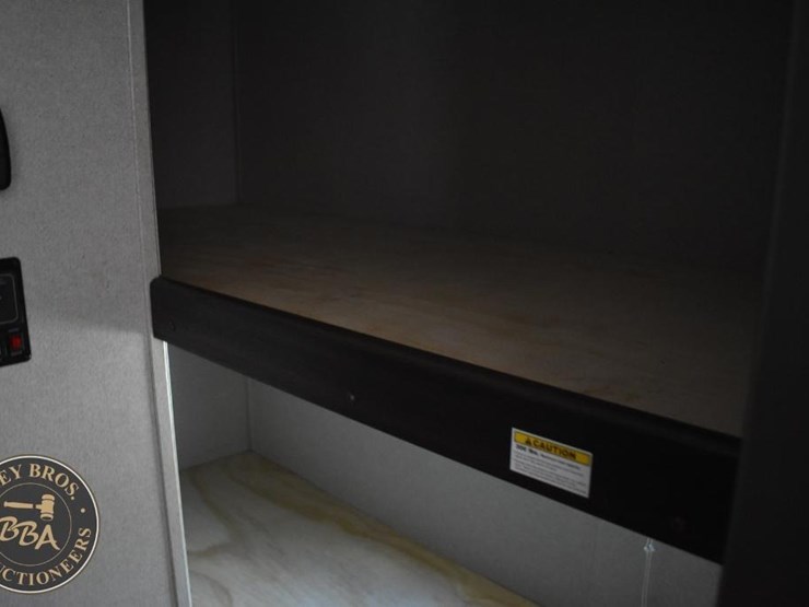 2019-keystone-rv-co-springdale-2200bh-46282-image-30