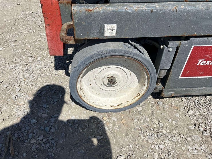 2019-skyjack-sj3226-26ft.-electric-scissor-lift-image-17
