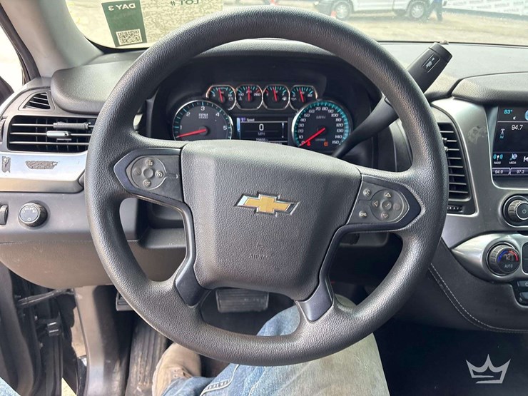 2018-chevrolet-tahoe-image-13