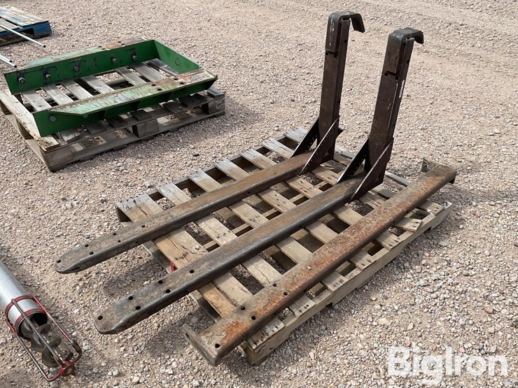 john-deere-158-image-1
