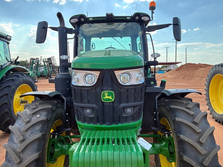 #207611-•-john-deere-6r155-tractor-image-10