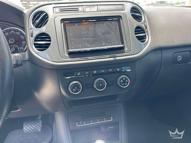 2017-volkswagen-tiguan-image-17